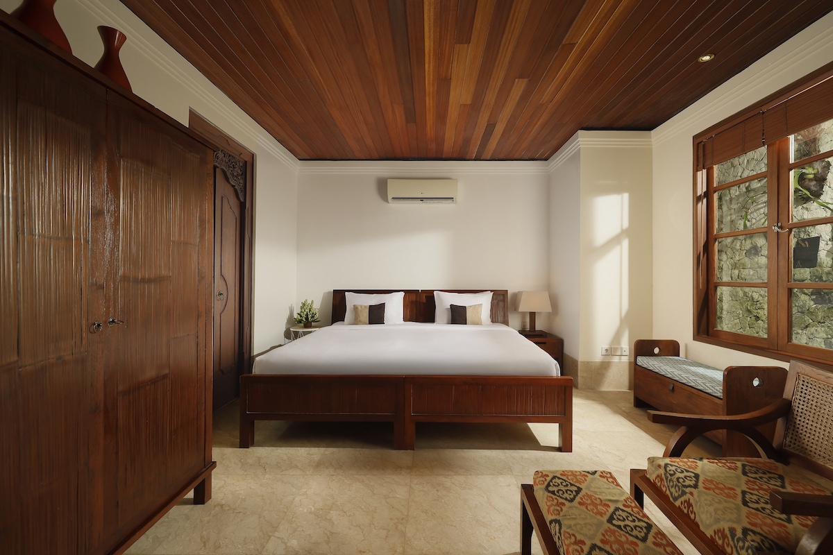 Elegant Relaxing 4BR Private Pool Villa Jimbaran 13