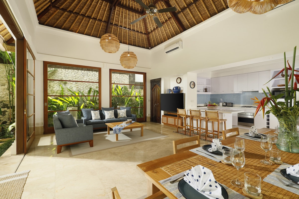 Elegant Relaxing 4BR Private Pool Villa Jimbaran 2