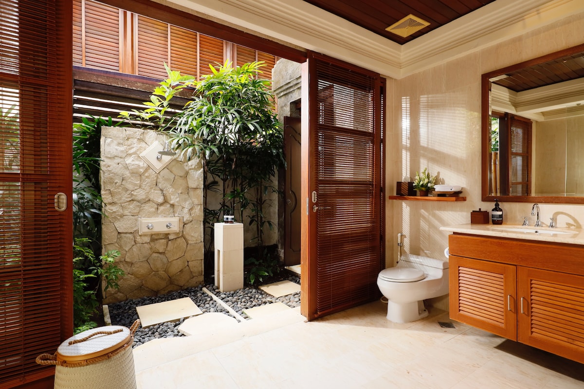 Tranquil Family Retreat 3BR Pool Villa Near Beach 13