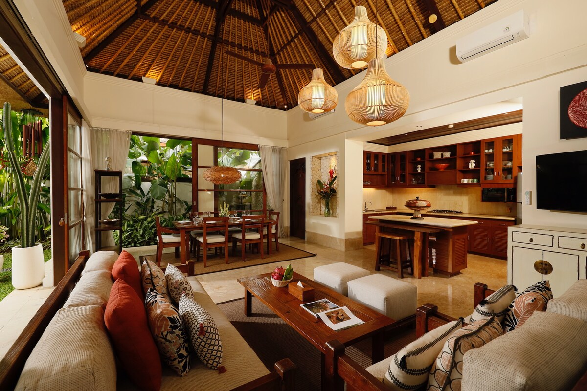 Tranquil Family Retreat 3BR Pool Villa Near Beach 2