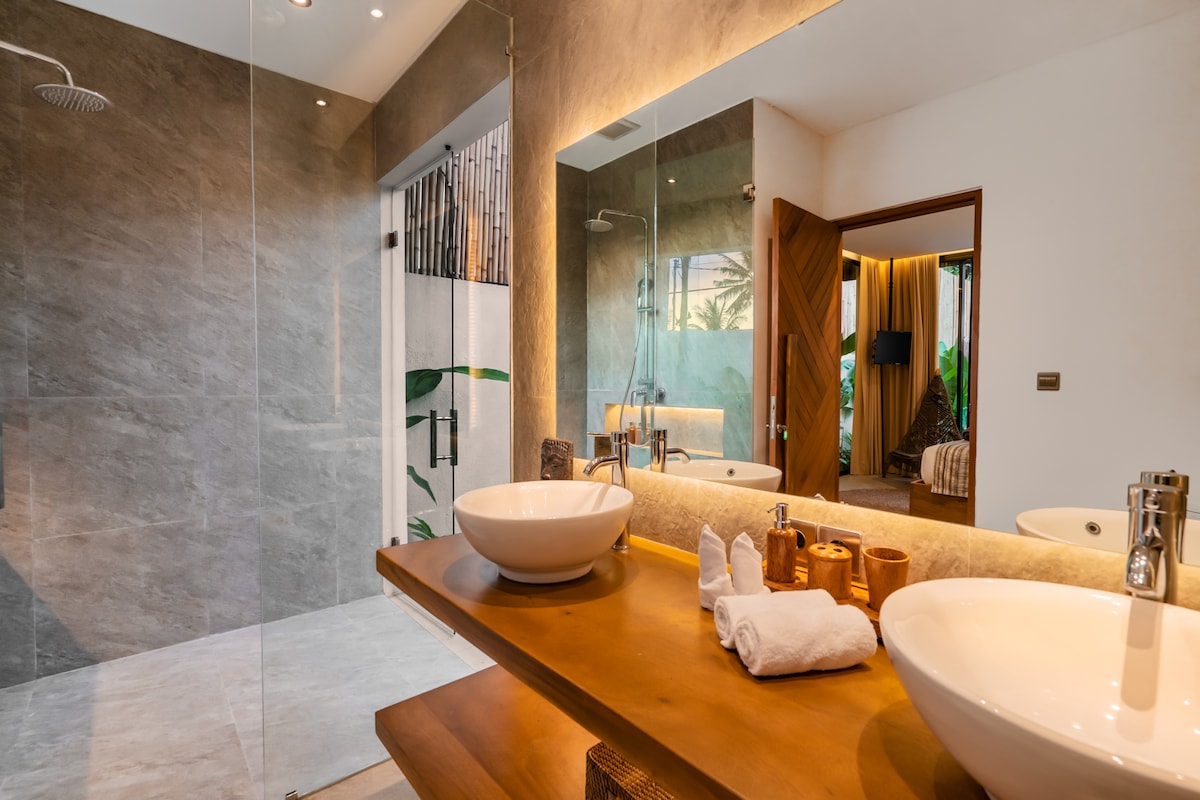 El Dorado Serene 3BR Oasis in Ubud w/ Jungle Views 10