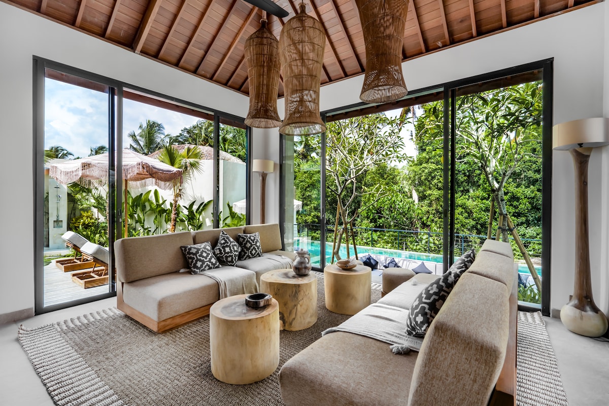 El Dorado Serene 3BR Oasis in Ubud w/ Jungle Views 2