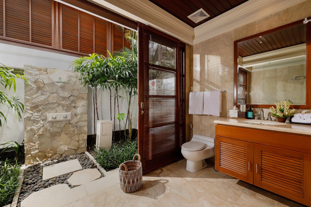 Relaxing Retreat 3BR Pool Villa Steps to Beach 18