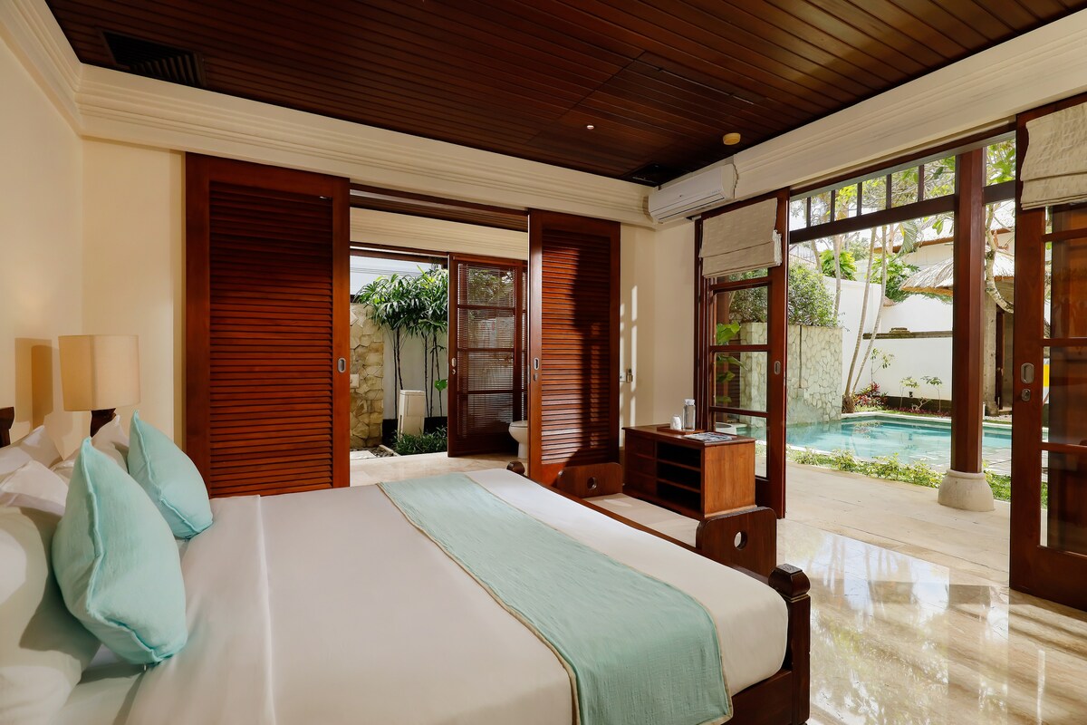Relaxing Retreat 3BR Pool Villa Steps to Beach 6
