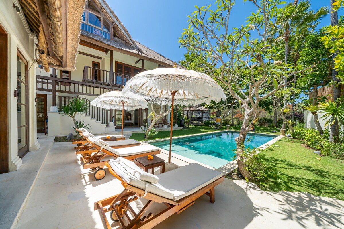 Hideaway Cliffside 3BR Pool Villa Near Beach 25