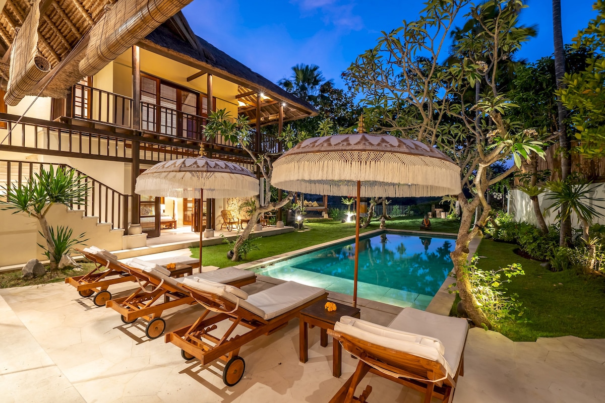 Hideaway Cliffside 3BR Pool Villa Near Beach 29