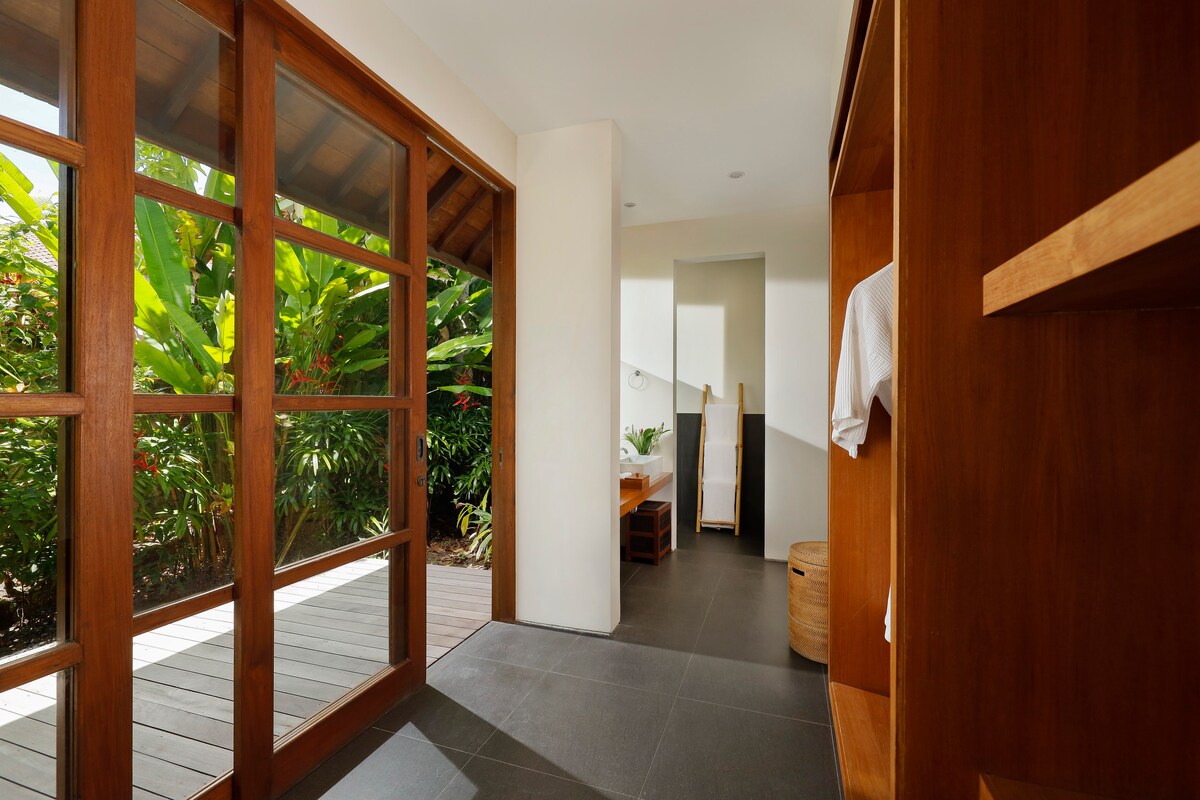Huge 7BR Villa Amita|Massive Garden Lawn|Sleeps 18 15