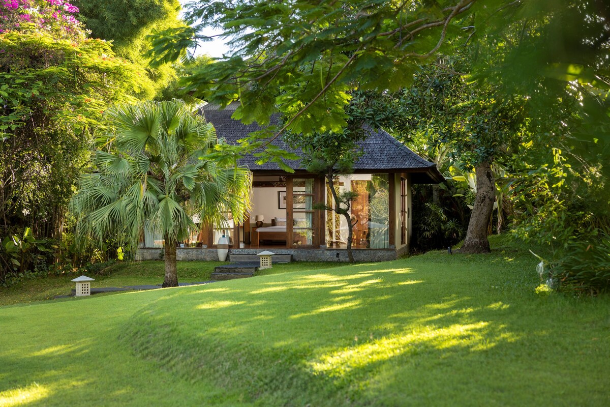 Huge 7BR Villa Amita|Massive Garden Lawn|Sleeps 18 22