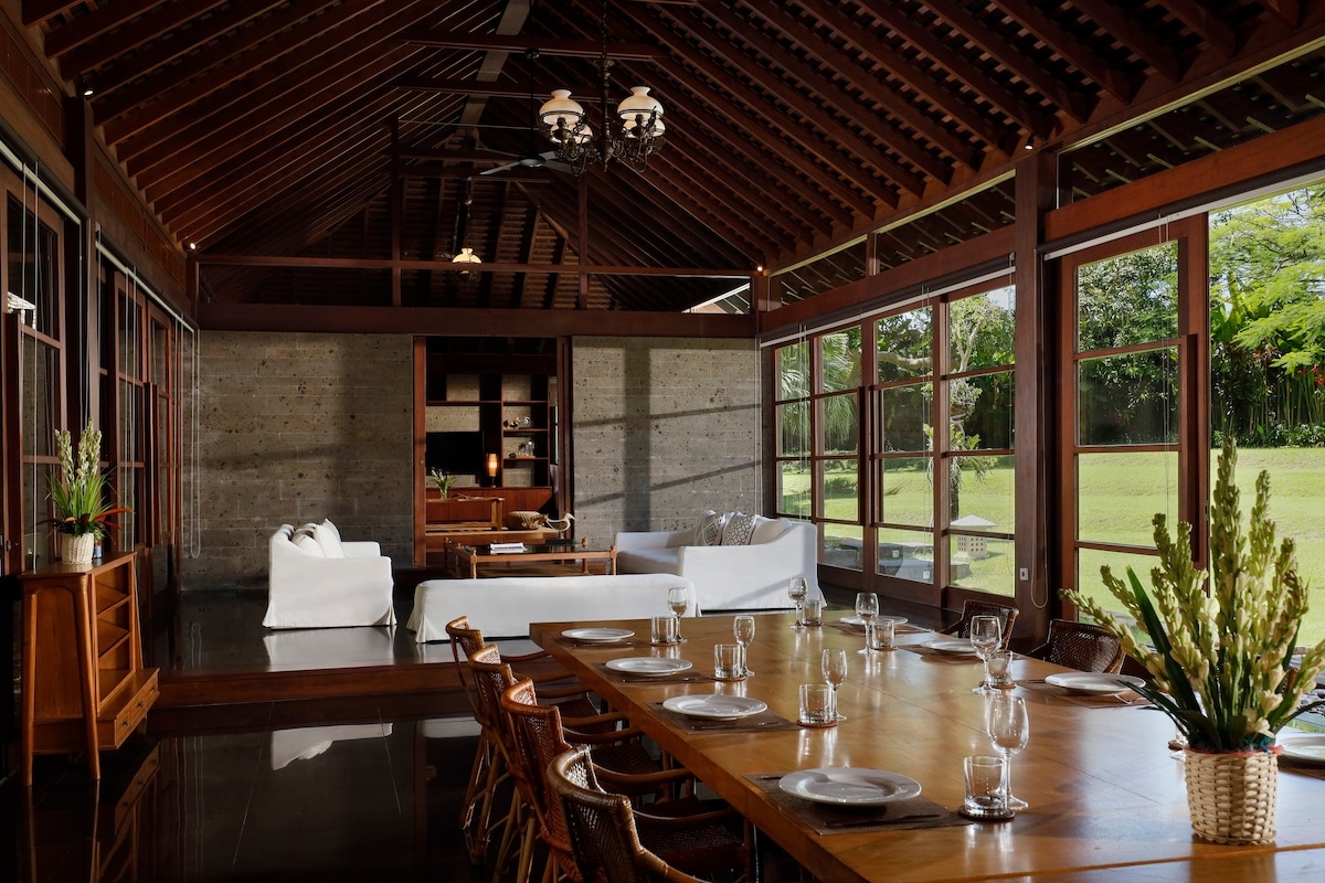 Huge 7BR Villa Amita|Massive Garden Lawn|Sleeps 18 28