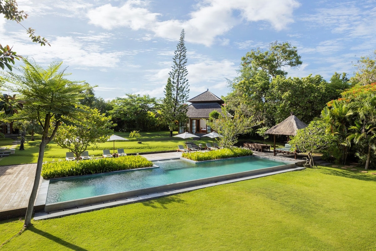 Huge 7BR Villa Amita|Massive Garden Lawn|Sleeps 18 29