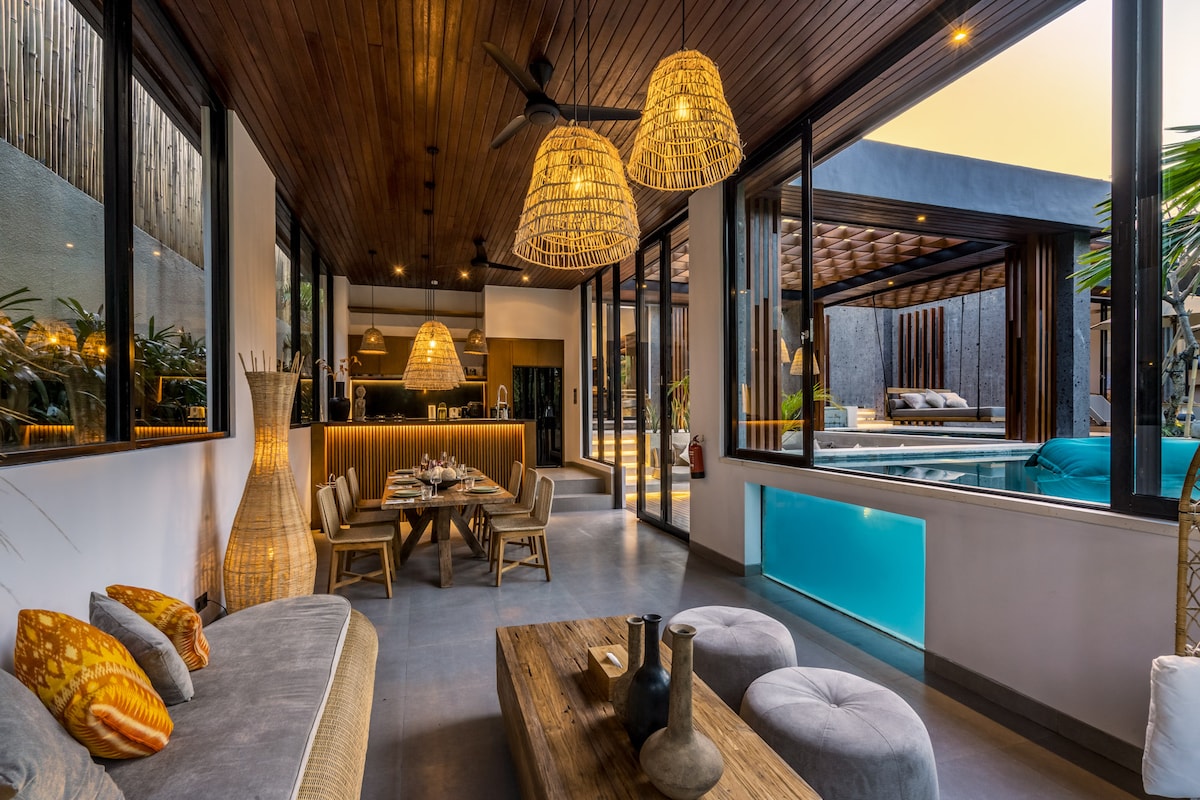 Golden Lion Embrace 3BR Villa with Pool in Ubud 2