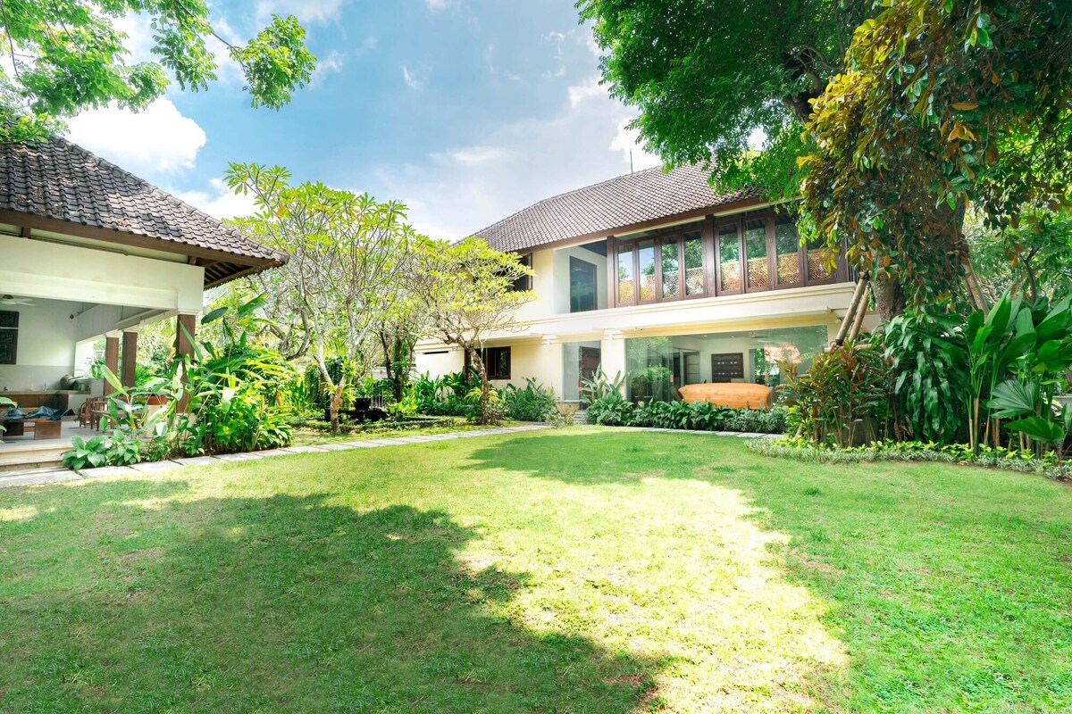 Quiet and Charming 3BR Villa Near Sanur Beach 24