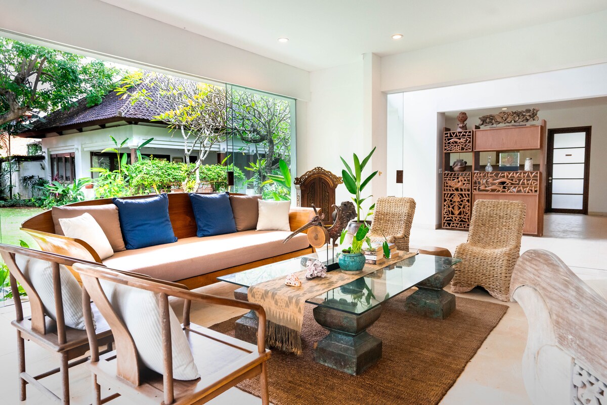 Quiet and Charming 3BR Villa Near Sanur Beach 49