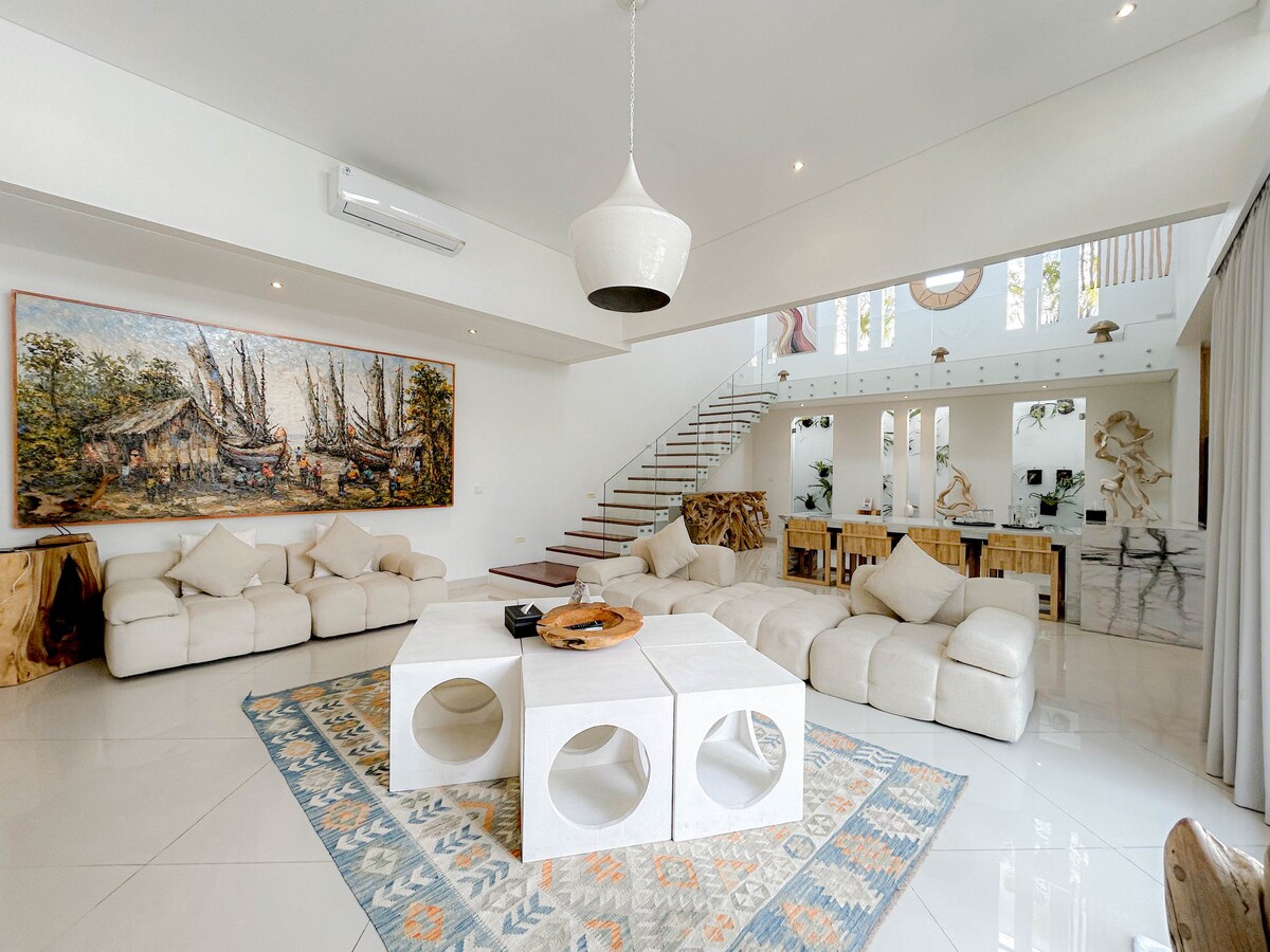 Peaceful 3 BR Villa in Sanur with Full Staff 10