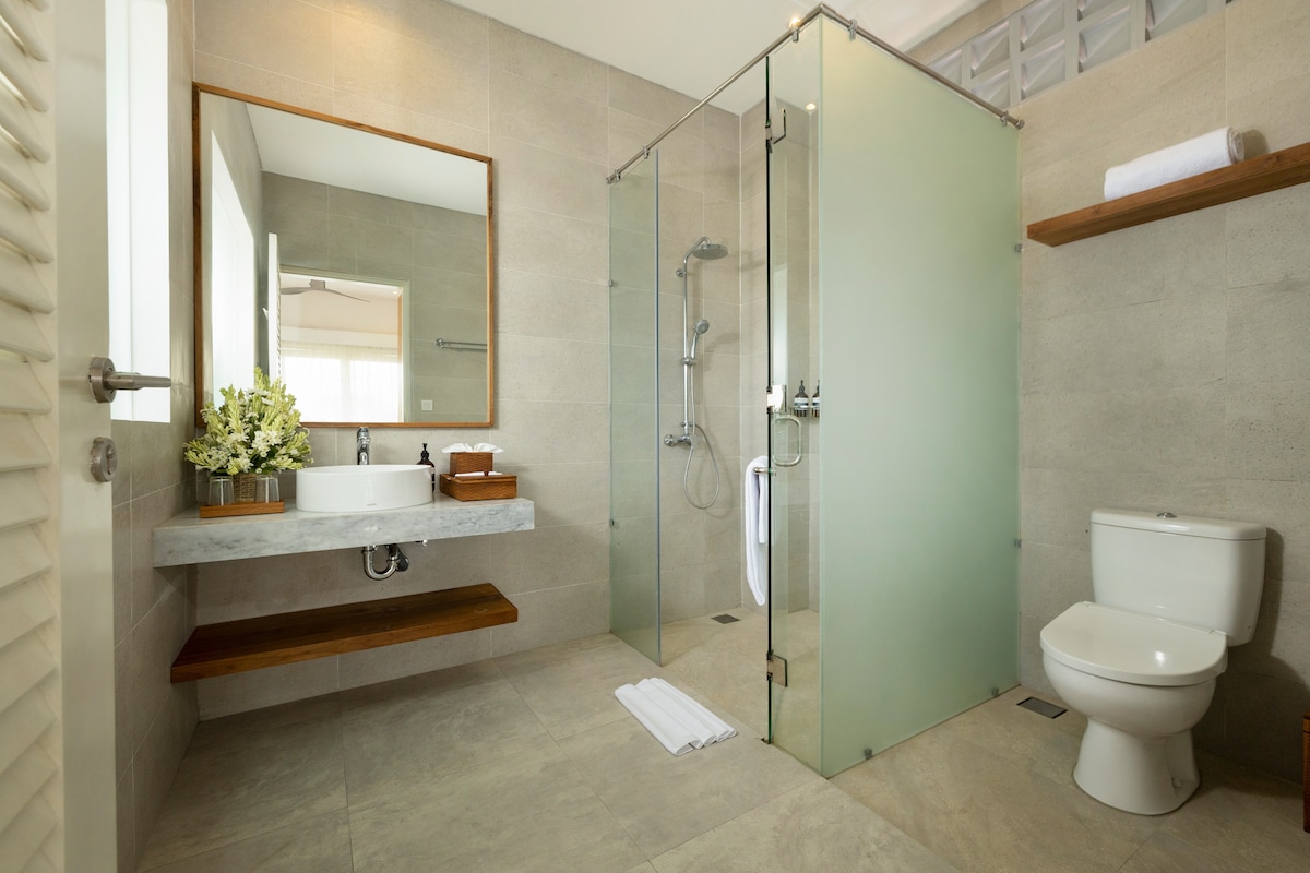 Quiet and Modern 5BR Villa with Daily Cleaning 14