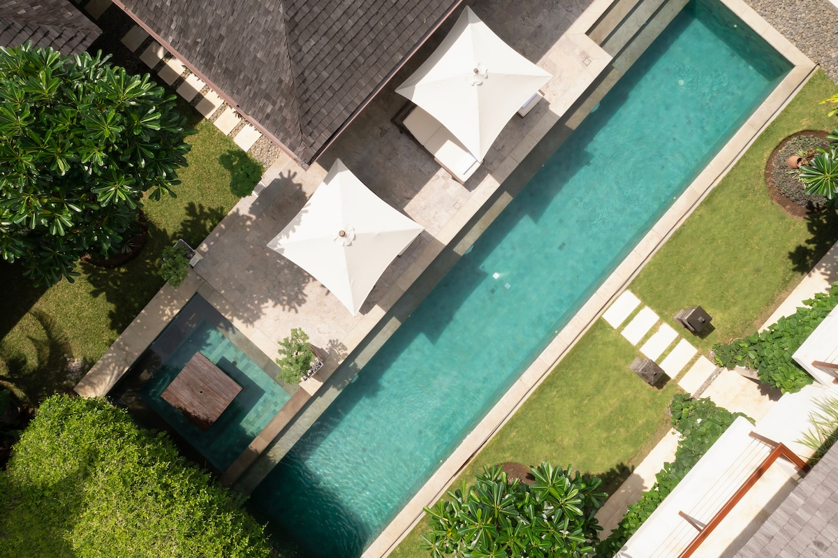 Spacious and Quiet 5BR Villa Close to the Beach 17