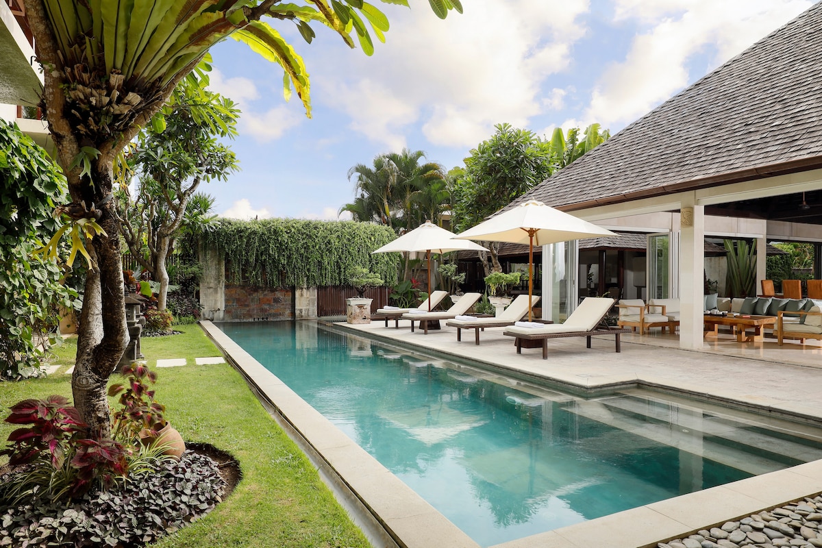 Spacious and Quiet 5BR Villa Close to the Beach 2