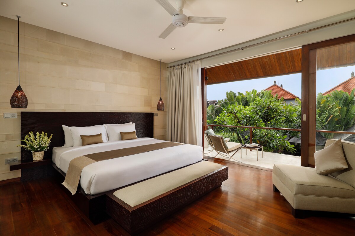 Spacious and Quiet 5BR Villa Close to the Beach 26