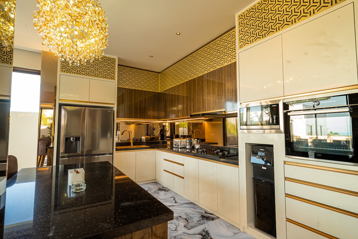 Modern Mediterranean 4BR Luxe Villa in Uluwatu 16