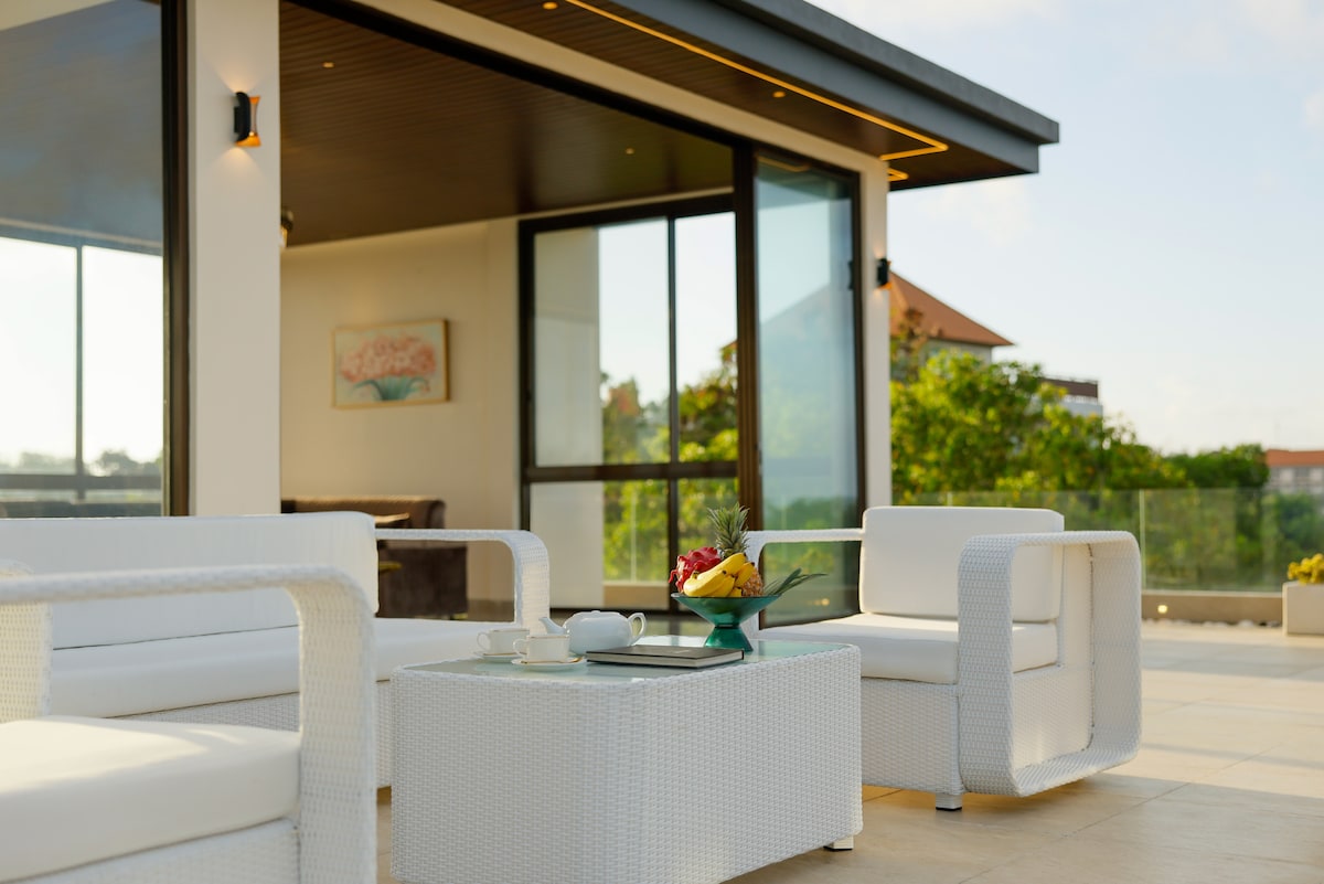 Modern Mediterranean 4BR Luxe Villa in Uluwatu 29