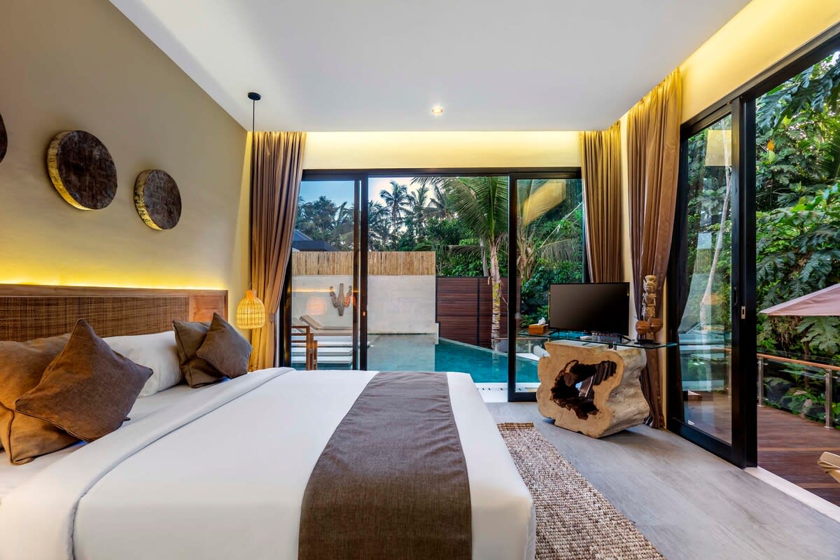 Villa Dua Baskom : 3BR Dream w/ Pool & Jungle View 14