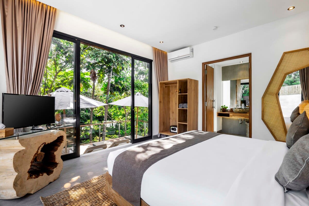 Villa Dua Baskom : 3BR Dream w/ Pool & Jungle View 16