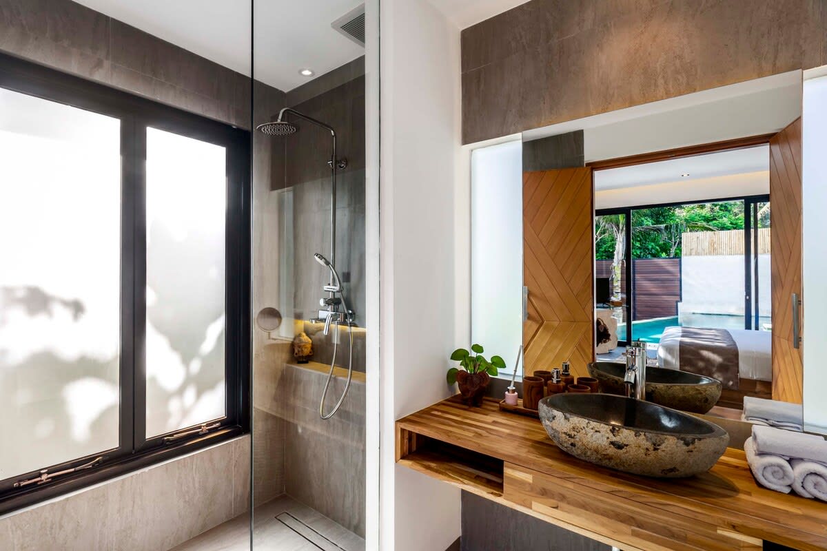 Villa Dua Baskom : 3BR Dream w/ Pool & Jungle View 23