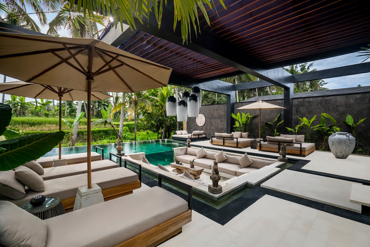 Jungle Paradise 5BR Villa w/ GYM, Ubud Center 25