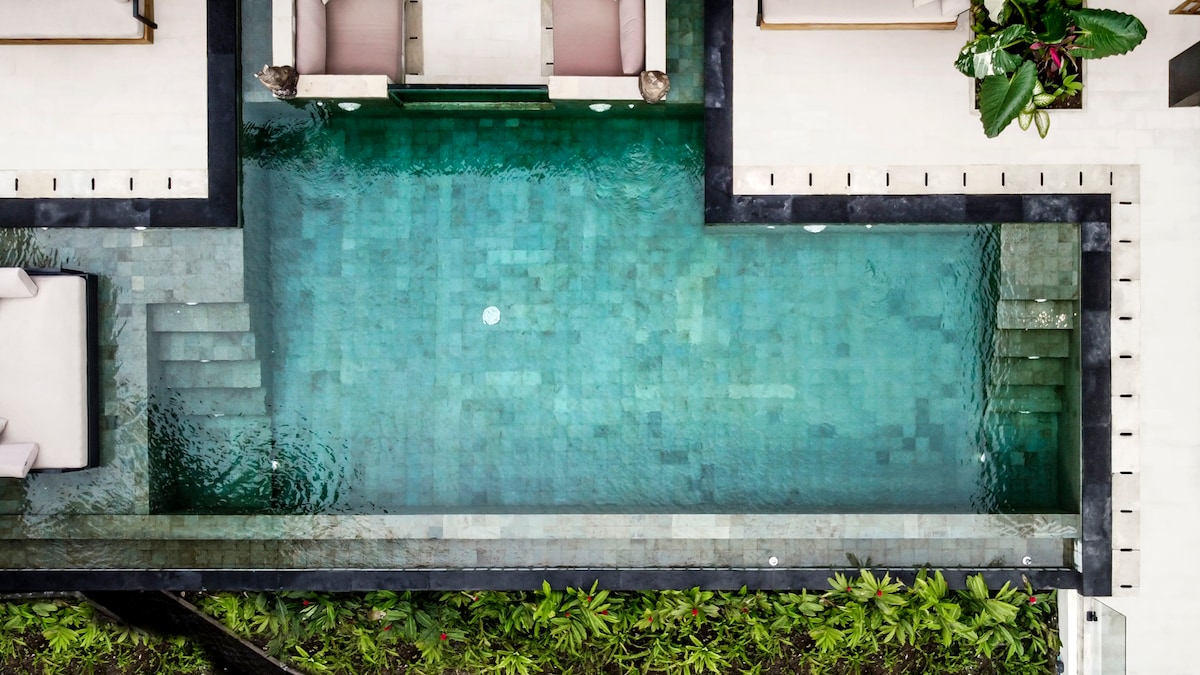 Jungle Paradise 5BR Villa w/ GYM, Ubud Center 31