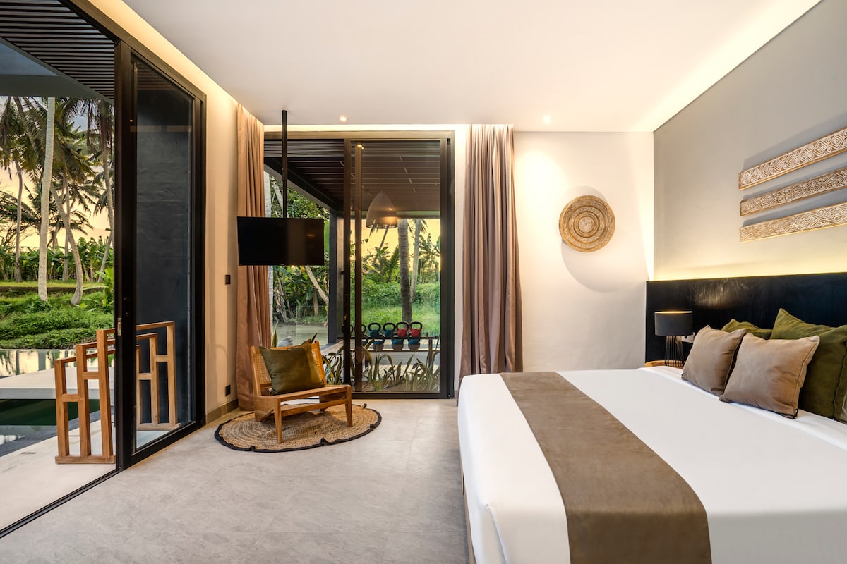 Palm Paradise 5BR Infinity Pool Villa Ubud Center 10