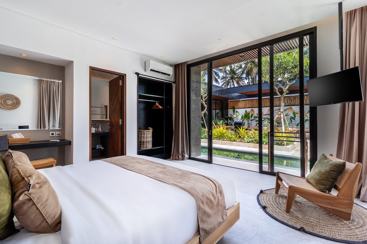 Palm Paradise 5BR Infinity Pool Villa Ubud Center 12