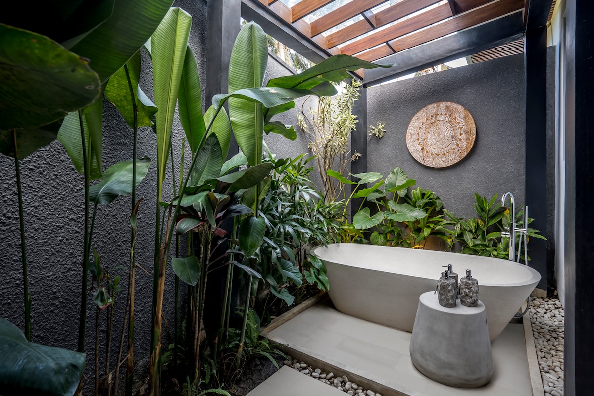 Palm Paradise 5BR Infinity Pool Villa Ubud Center 18