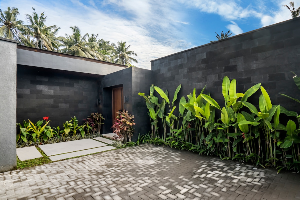 Palm Paradise 5BR Infinity Pool Villa Ubud Center 23