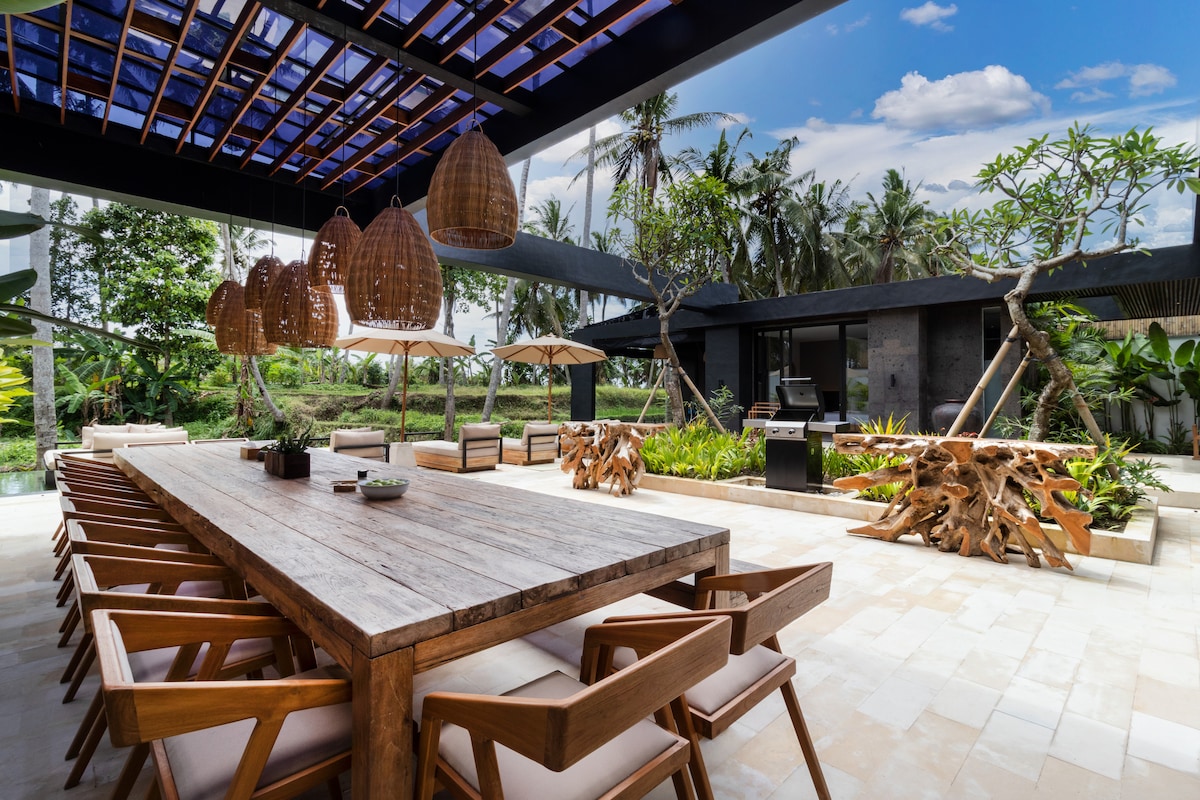 Palm Paradise 5BR Infinity Pool Villa Ubud Center 3
