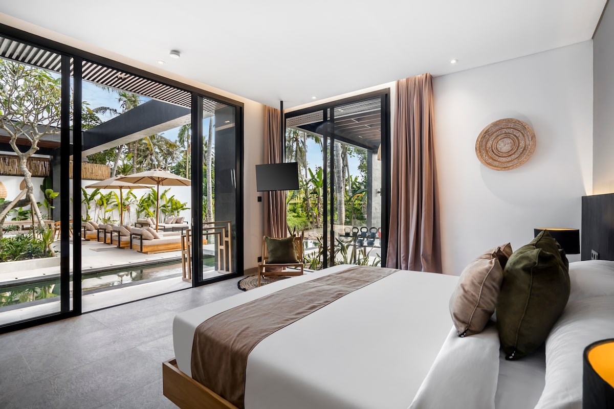 Palm Paradise 5BR Infinity Pool Villa Ubud Center 9