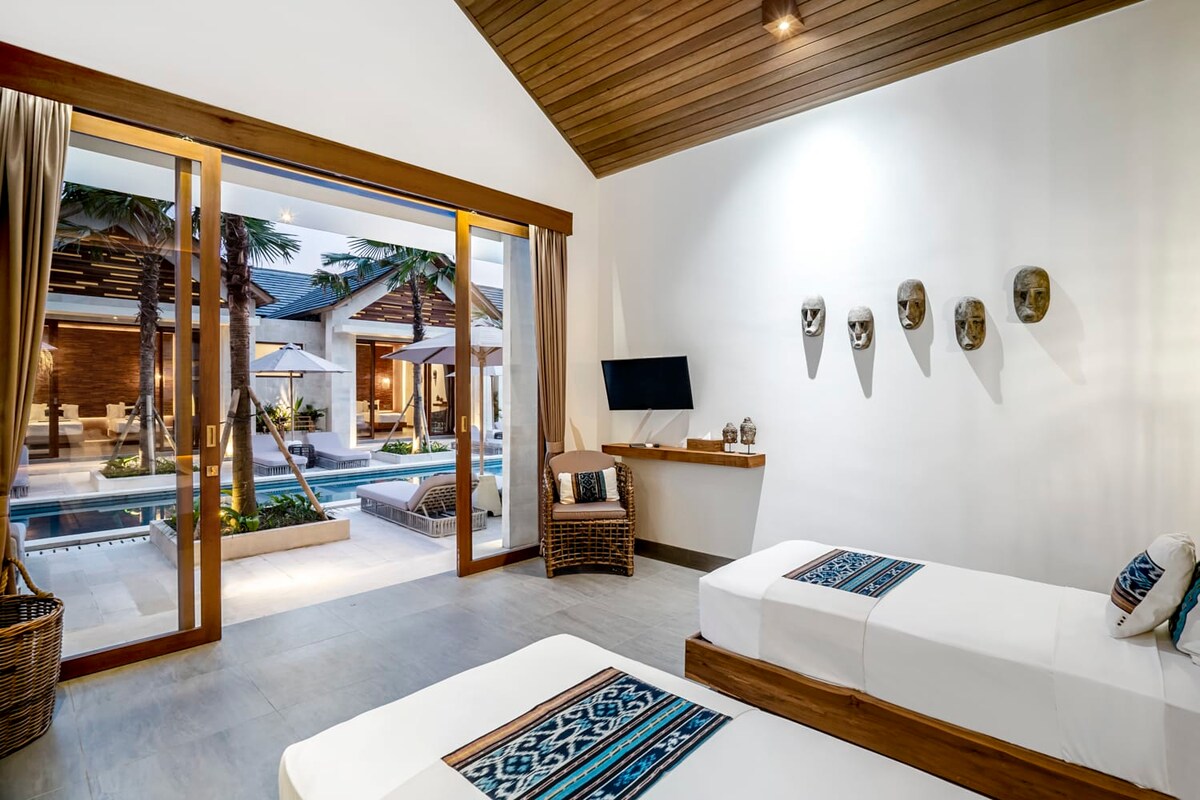 Zen Paradise : 6BR Family Villa w/Yoga Shala, Ubud 24