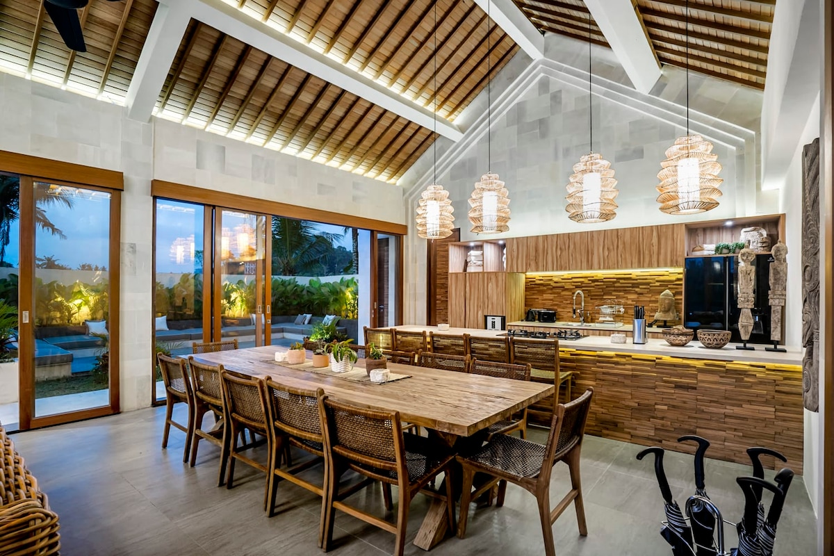Zen Paradise : 6BR Family Villa w/Yoga Shala, Ubud 8