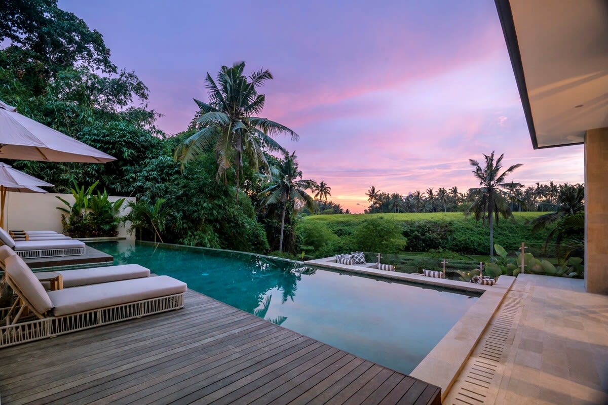White Lotus 5BR Family Escape with Infinity Pool 18