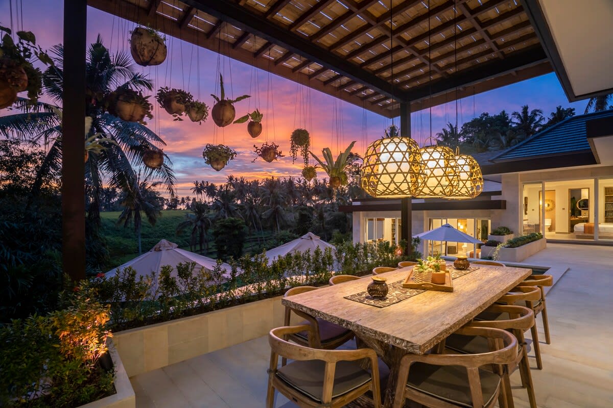 White Lotus 5BR Family Escape with Infinity Pool 3