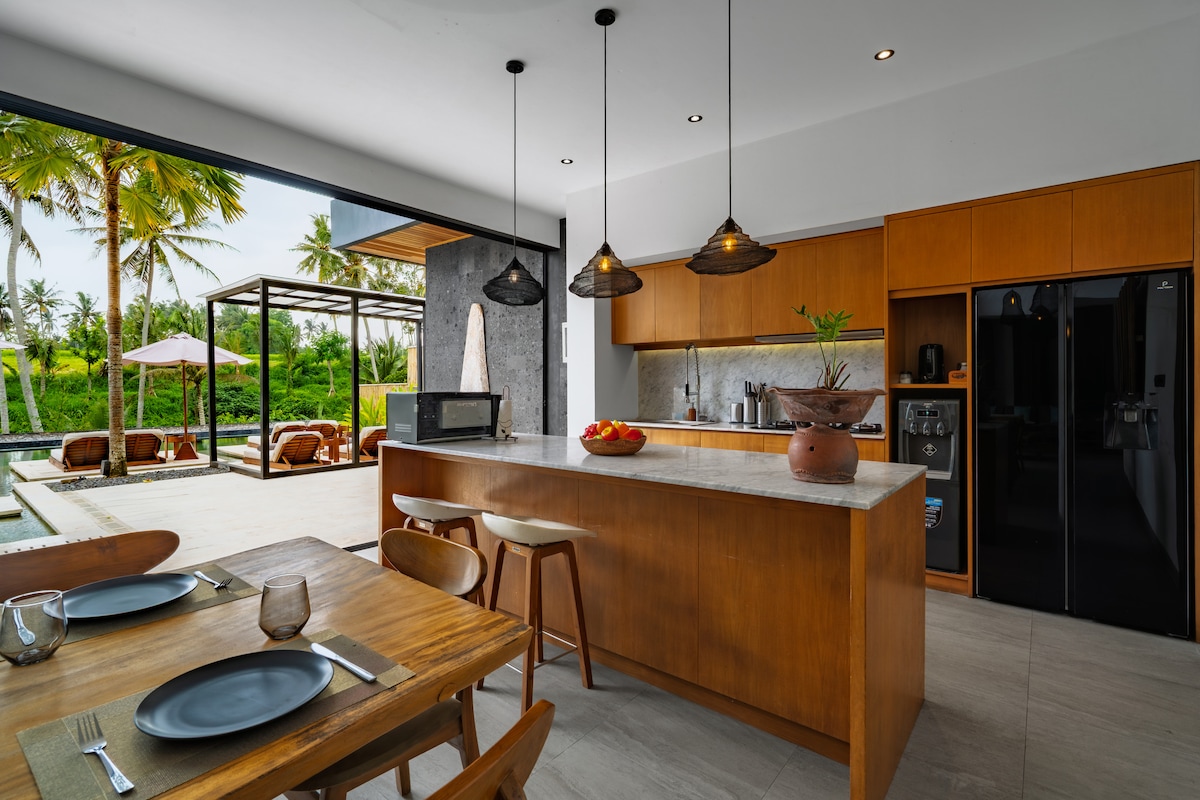 Ahava: 6BR Family Villa w/Infinity Pool, Gym & Spa 12