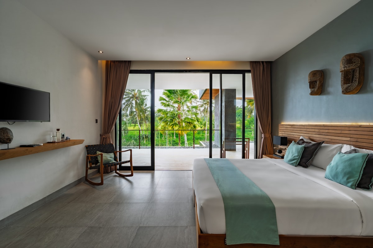 Ahava: 6BR Family Villa w/Infinity Pool, Gym & Spa 23