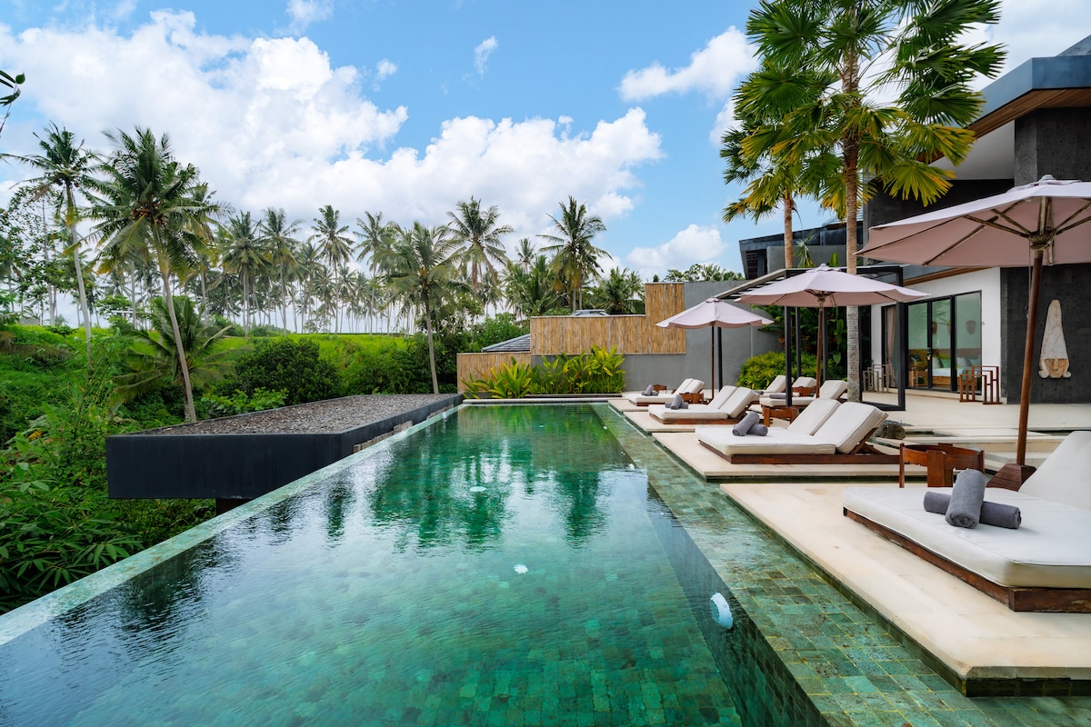 Ahava: 6BR Family Villa w/Infinity Pool, Gym & Spa 3