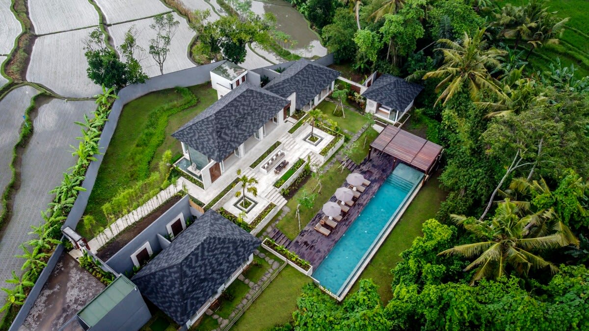 Belantara 5BR Infinity Pool Villa & Valley View 24