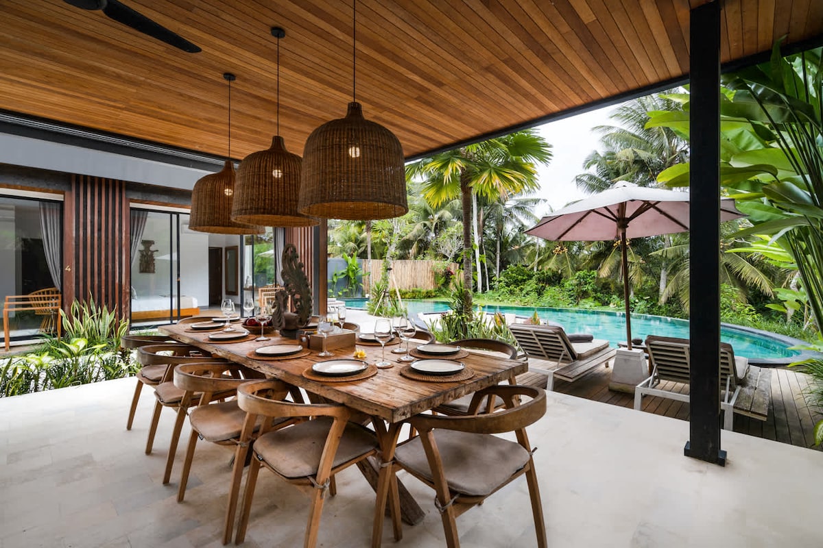 Tavisha : 5BR Family Villa w/Infinity Pool in Ubud 4
