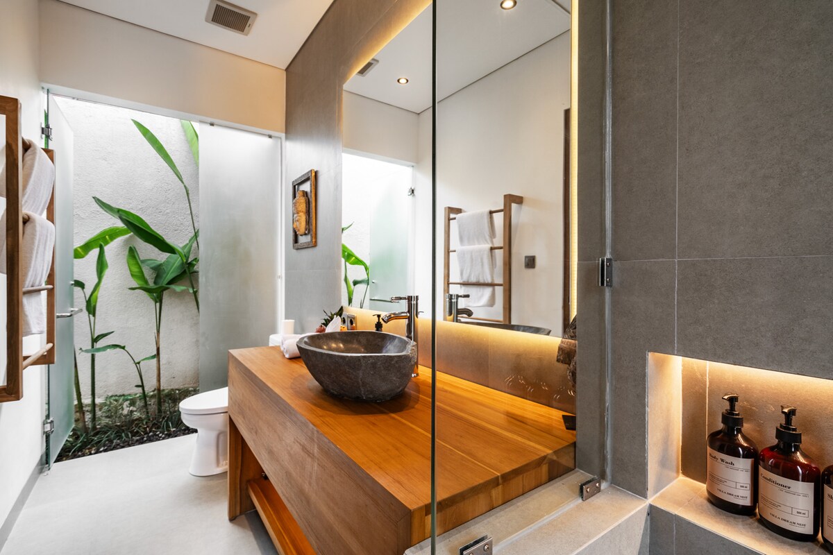 Dream Nest : 2BR w/ Private Pool & Outdoor Bathtub 11