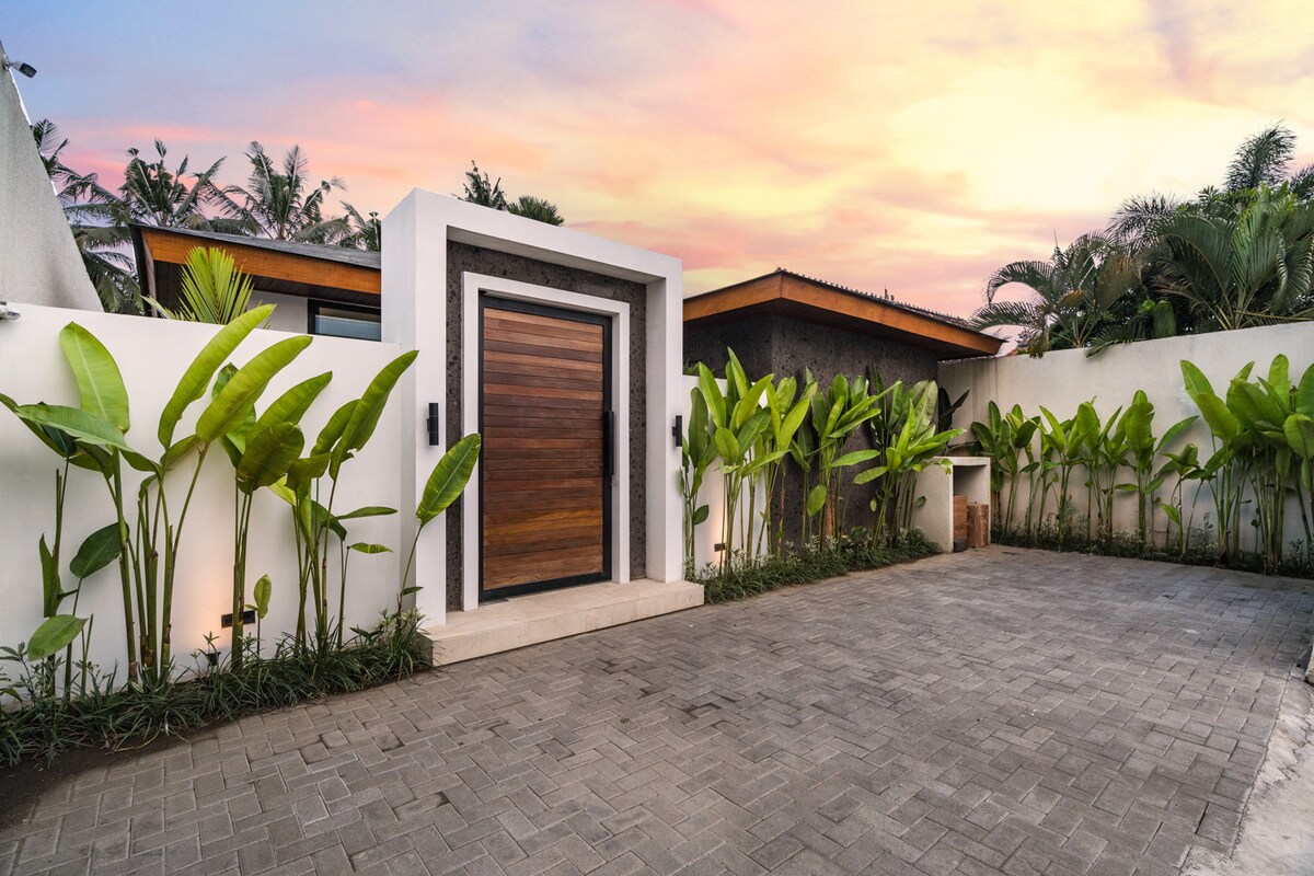 Dream Nest : 2BR w/ Private Pool & Outdoor Bathtub 19