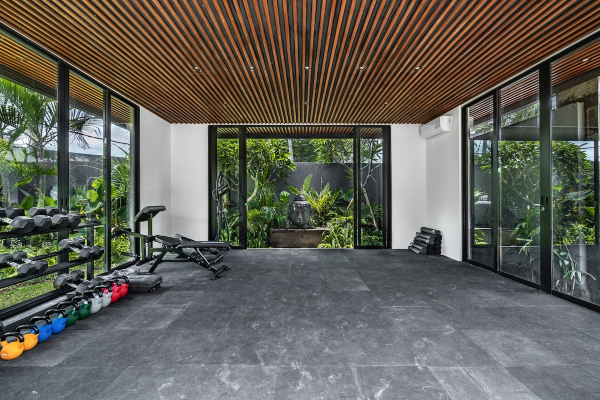Aloha 6BR Family Villa w/PrivatePool & Gym in Ubud 17