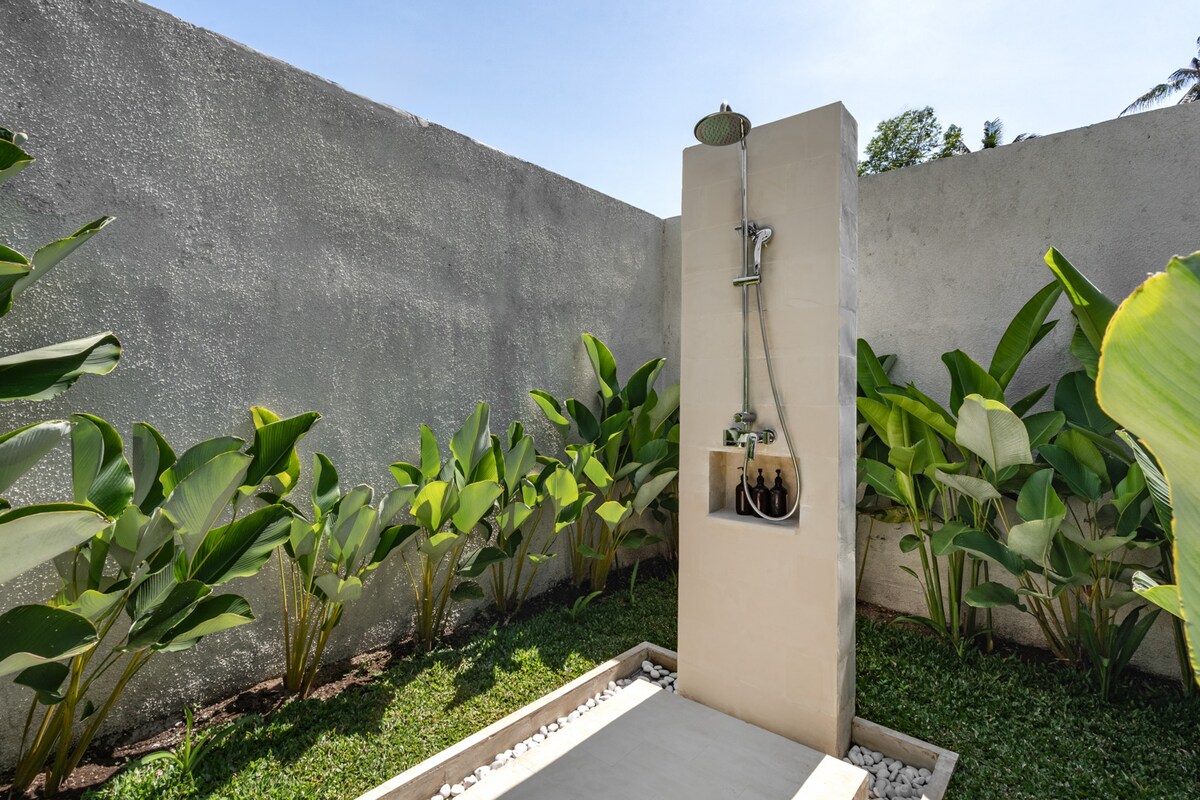 Anastheo : Modern 3BR Villa with Stunning Views 15