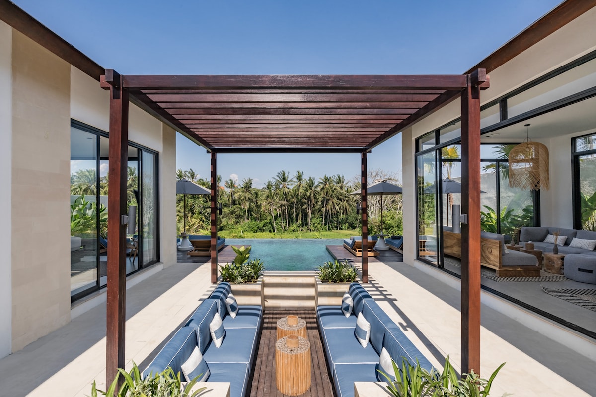 Anastheo : Modern 3BR Villa with Stunning Views 21