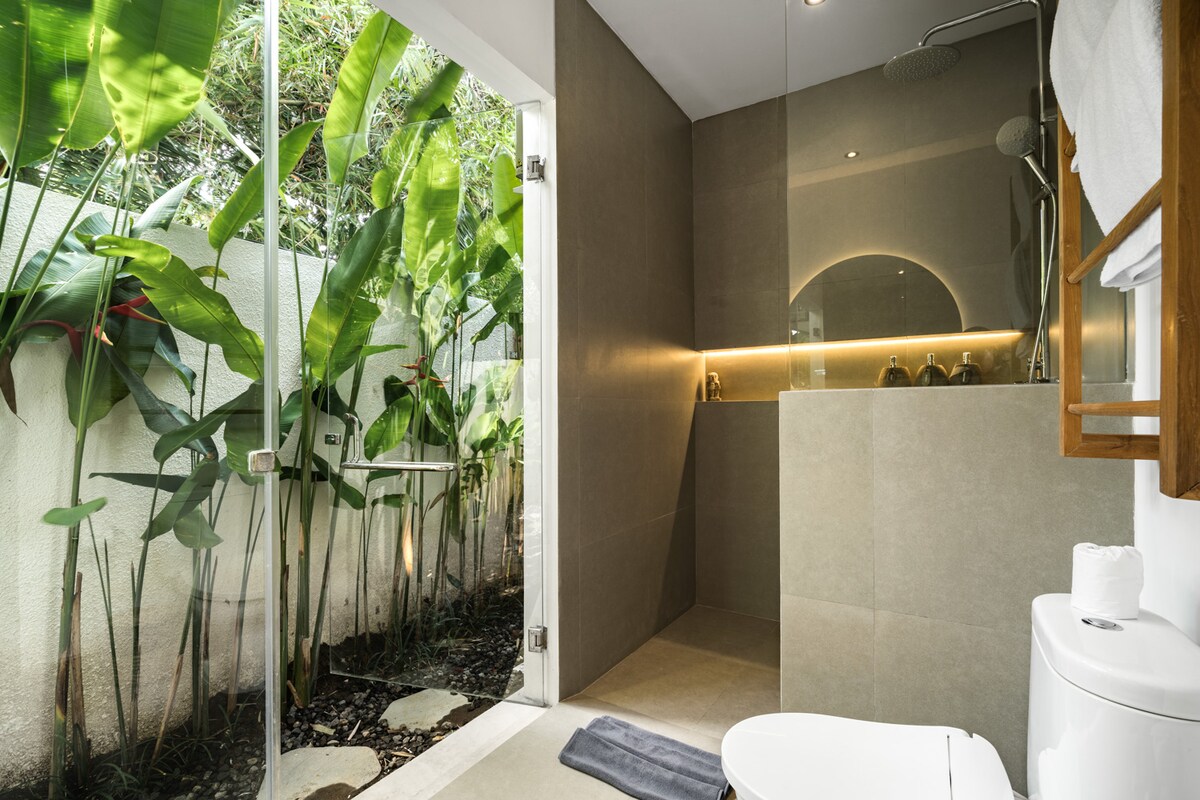 Villa Swannelli : 4BR with Pool & Rice Field Views 12